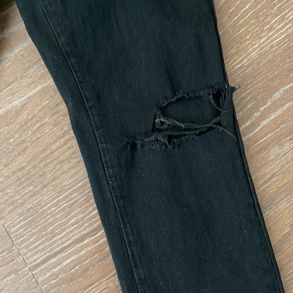 BDG Black Jeans. Excellent condition. - Picture 3 of 8